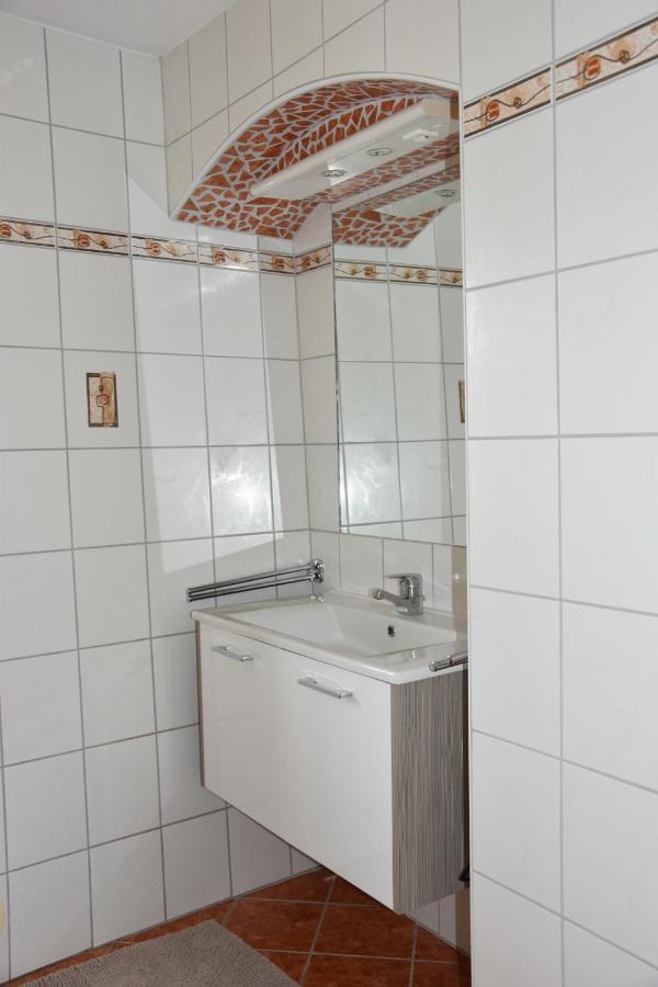 Apartament Biohof Weissensteiner Ullrichs Zewnętrze zdjęcie