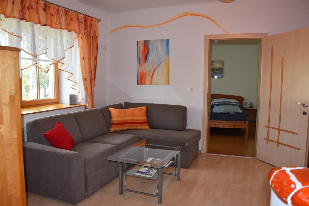 Apartament Biohof Weissensteiner Ullrichs Zewnętrze zdjęcie